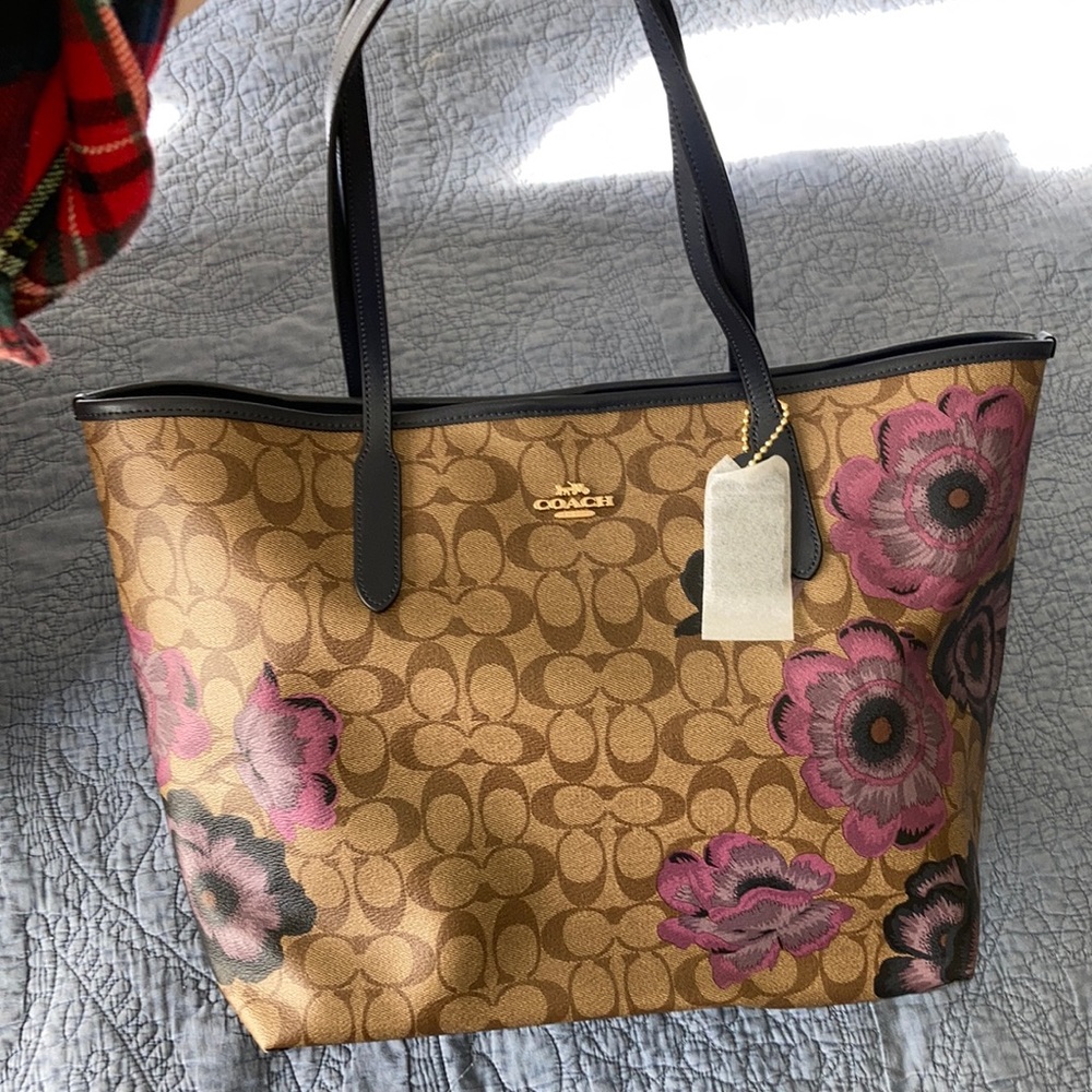 COACH tote bag - NEW WITH TAGS
